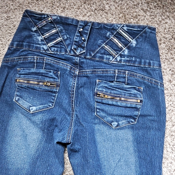 Go Go Star Jeans - Picture 3 of 5